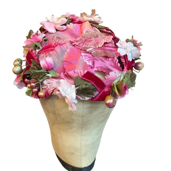 1940s/50s That Tynwood Distinction Floral & Fruit Adorned Fascinator Hat‎ - Picture 7 of 9